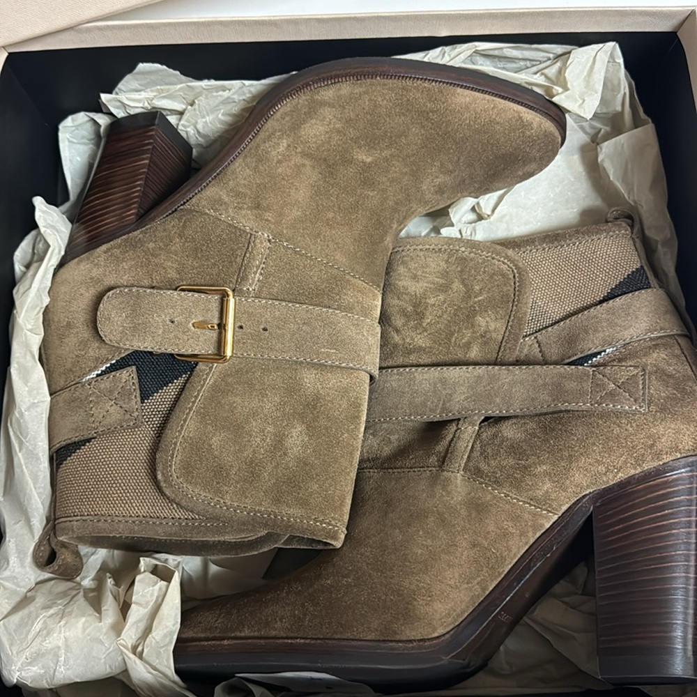 Burberry booties NWT - Picture 7 of 7
